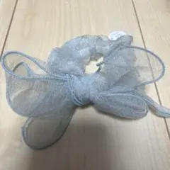 シルバー リボン付きシュシュ