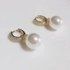 s925ポスト　14KGP キラキラ　白パール　2wayピアス　イエローゴールド