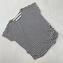 ボーダー Tシャツ 白黒 半袖 ラウンドネック ゆったり カジュアル シンプル