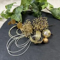 ドライフラワー髪飾り　結婚式成人式卒業式七五三髪飾り　かすみ草&和玉&水引き