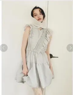 美品 FURFUR バルーンヘムミニドレス フリル ティアードのサムネイル