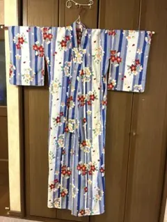 浴衣　ゆかた　単品 白✖️青　ブルー ストライプ 花柄　身丈160