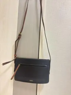 限定価格‼️ FOSSIL ショルダーバッグのサムネイル