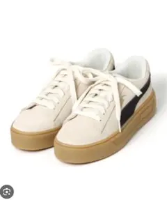 アイボリー スニーカー PUMA