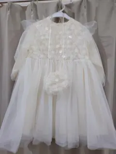 120cm＊アイボリーフラワードレス ポーチ付き