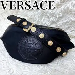 超希少✨　VERSACE サンバースト ボディバッグ Y2K 黒　レザー　太陽 超希少✨VERSACE サンバースト ボディバッグ Y2K 黒レザー太陽