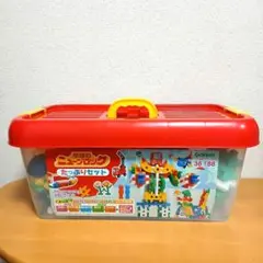 Item thumbnail for item 735e026c-190d-4792-9376-7f7f1c4a27b2