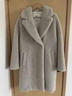 試着のみの美品‼️ZARA ボア素材グレージュのロングコート