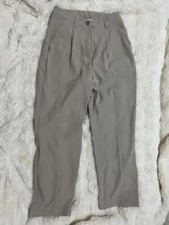 ベージュ プリーツスラックス L