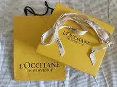 L'OCCITANE ギフトボックスとショッパー