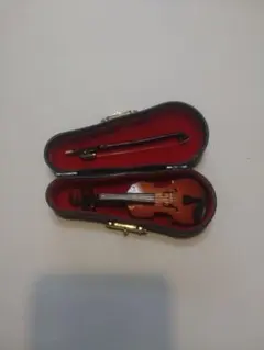 ミニチュア バイオリン ケース付き Mozart - メルカリ