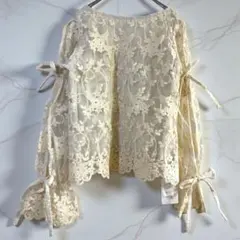 GRL グレイル 花柄刺繍シアーブラウス リボン　フリーサイズ