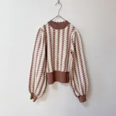 【極美品】ミーア　ニット　ボリューム袖　千鳥格子　体型カバー　総柄　ガーリー　茶