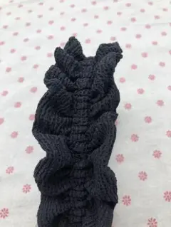 フリル付きブラックニットヘアバンドs