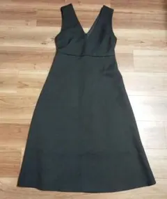 GU　Vネックジャンパードレス　S