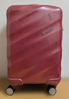 AMERICAN TOURISTER レッドキャリーケースのサムネイル