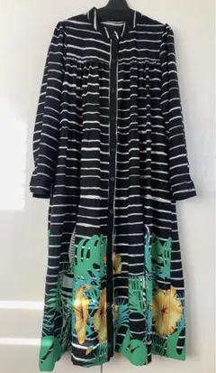 (しまうま×ボタニカル柄 ティアード)ロングワンピース 黒 Mサイズ