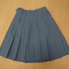 青と黒のチェック柄千鳥プリーツスカート