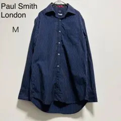 黒ワイシャツ長袖