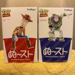 トイストーリー ウッディ マリオネット ディズニーストア ラウンド