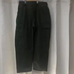 カーゴパンツ ダークグリーン サイドポケット付き