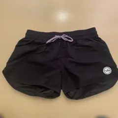 ラッシュガード　ブラック ショートパンツ