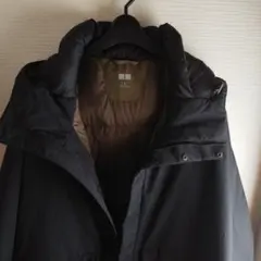ユニクロ　ハイブリッドダウンジャケット