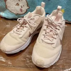 NIKE ナイキ エアマックスINTRLK LITE　ピンクベージュ