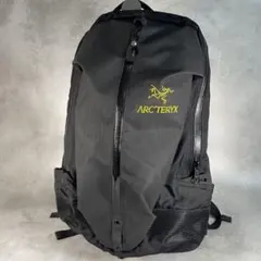 外観美品 アークテリクス ARRO22 バックパック 廃盤品 金ロゴ ブラック 中古・古着通販】ARC'TERYX (アークテリクス) アロー22バック