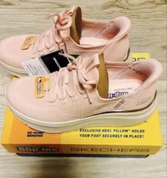 スケッチャーズ　スリップインズ　スニーカー　　　ピンク　新品未使用　24㎝