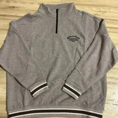グレー ハーフジップ スウェット