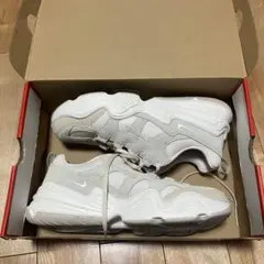 新品同様　ナイキ テック ヘラ Nike ウィメンズ　27.0cmホ　ワイト