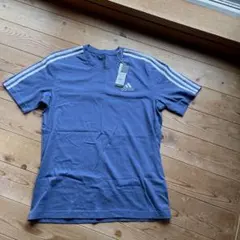 adidas Tシャツ Mサイズ