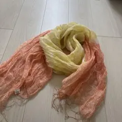 ikka 。オレンジ イエロー 黄色とオレンジ。素敵な色合いのリネンストールのサムネイル
