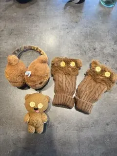 ユニバーサルスタジオジャパン　ティム　耳当て　ぬいぐるみ　手袋
