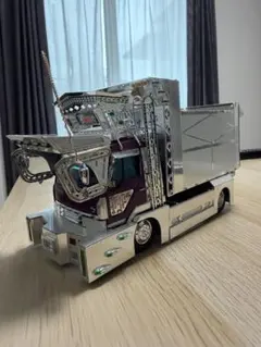 デコトラ プラモデル完成品のサムネイル