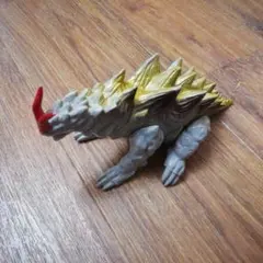 ウルトラセブン カプセル怪獣アギラ (ソフビフィギュア) - メルカリ