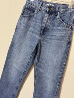 UNIQLO ユニクロ　レギュラーフィットストレートハイライズジーンズ　デニム