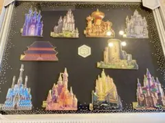 ディズニー　キャッスルコレクション　ピンバッジ　10種コンプリート　フレーム付 ディズニー キャッスルコレクション ピンバッジ 10種コンプリート