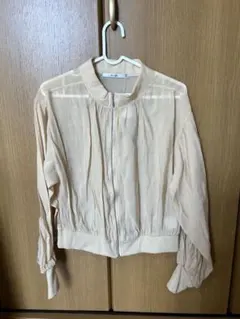 (新品・未使用)ベージュ ジップアップジャケット Fサイズ