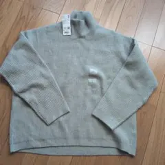 UNIQLO　スフレヤーン　ハイネックセーター　L