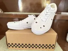 【試着のみ】Vans ホワイト オールドスクール「OLD SKOOL」