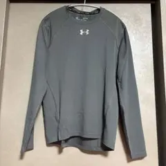Under Armour HEATGEAR 長袖Tシャツ グレー SM