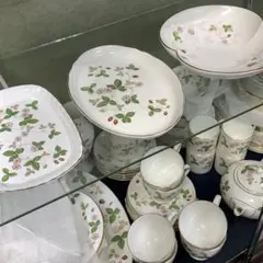 Wedgwood ウェッジウッド 82点まとめて 定価７０万円以上！ カップ皿他