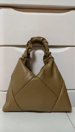 【新品・未使用】カーキー　ハンドバッグ