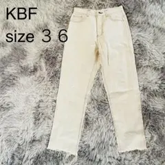 【美品】KBF カットオフパンツ　デニム　サイズ36 オフホワイトのサムネイル
