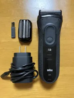 ブラウンシェーバー BRAUN Series 3 3020s 替刃付のサムネイル
