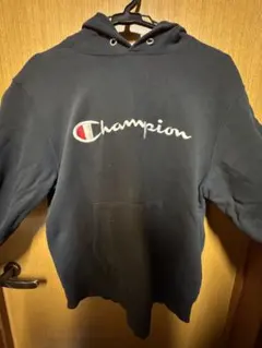 Champion ブラック フード付きパーカー