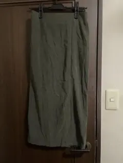 グレイル　スカート