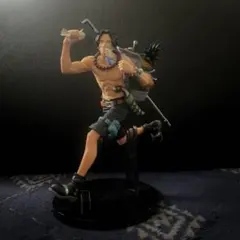 ワンピース エース フィギュア